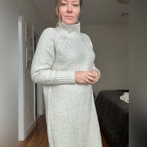 Mock Neck Long Sleeve Knee Length Sweater Dress - Picture 8 of 10